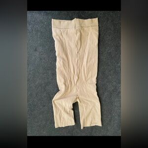 Spanx size F NWot